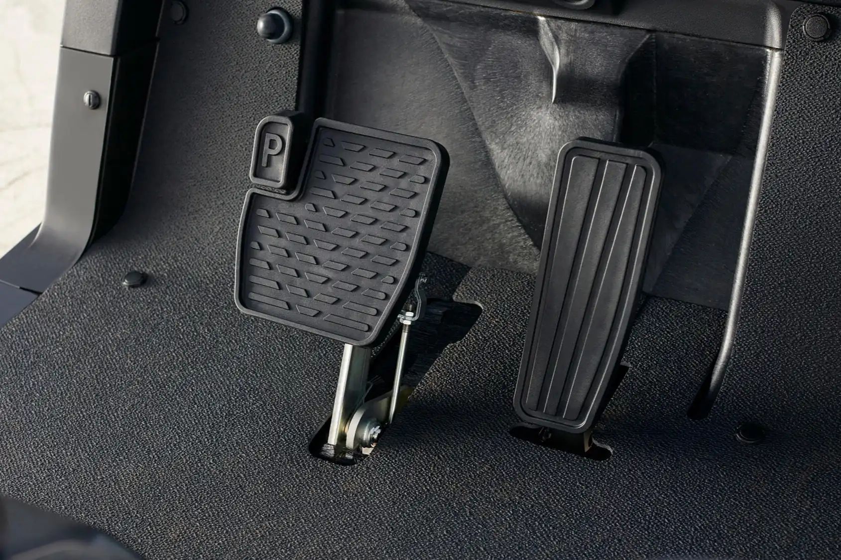 Facile à conduire, à manœuvrer et à utiliser