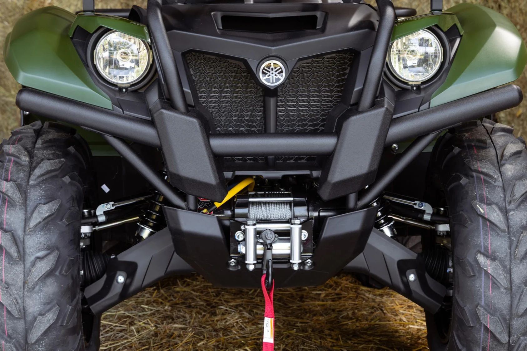 Suspensions indépendantes et freins à disque à l'avant